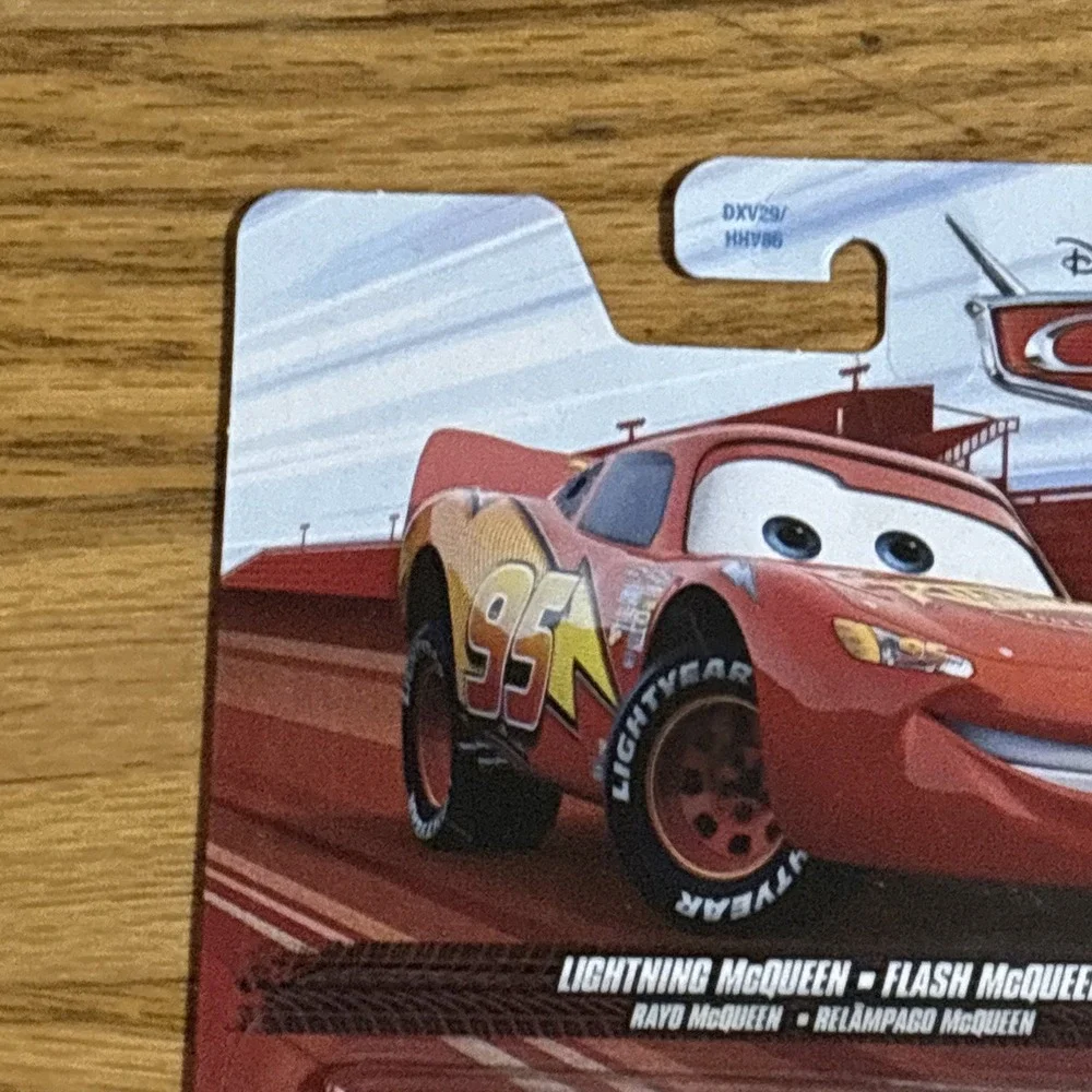 Disney Pixar‎ Cars Lightning McQueen Diecast Mattel FLM26 1:55 New In Box